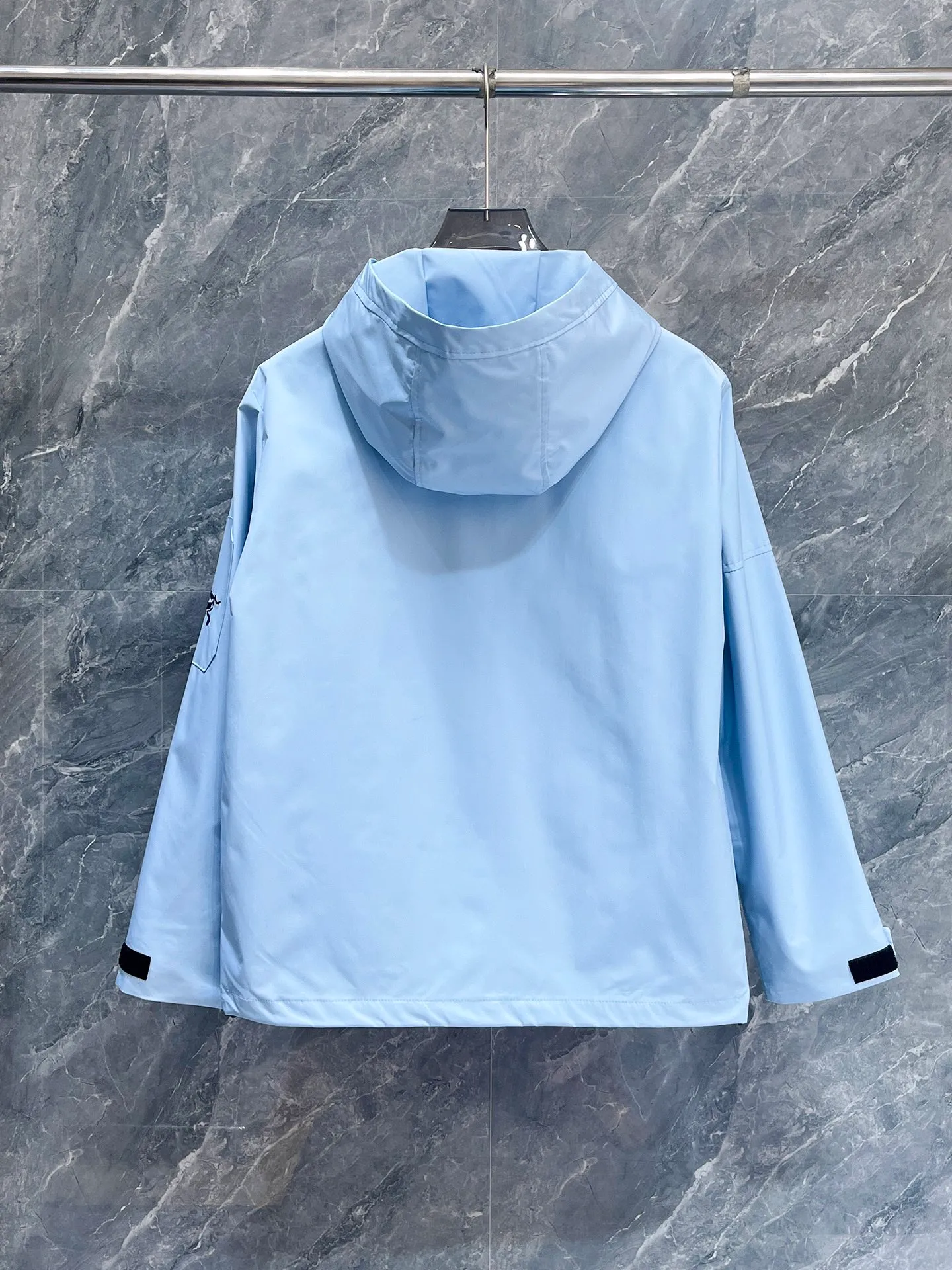 Same Style， ， 2026 New Arrival ， Original Premium Breathable ， ， ， Quality。 ， Sizes：M～3XL，